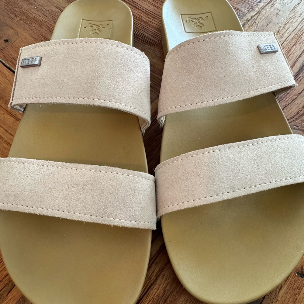 REEF Vista sandals